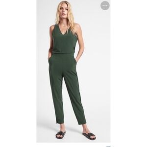 Athleta Brooklyn Jumpsuit Size 12 Green V-neck Elastic Waistband Pockets, NWT